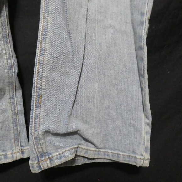 OLD NAVY MATERNITY | Stretch | medium regular fit | Faded Blue Denim | GUC - Picture 9 of 16